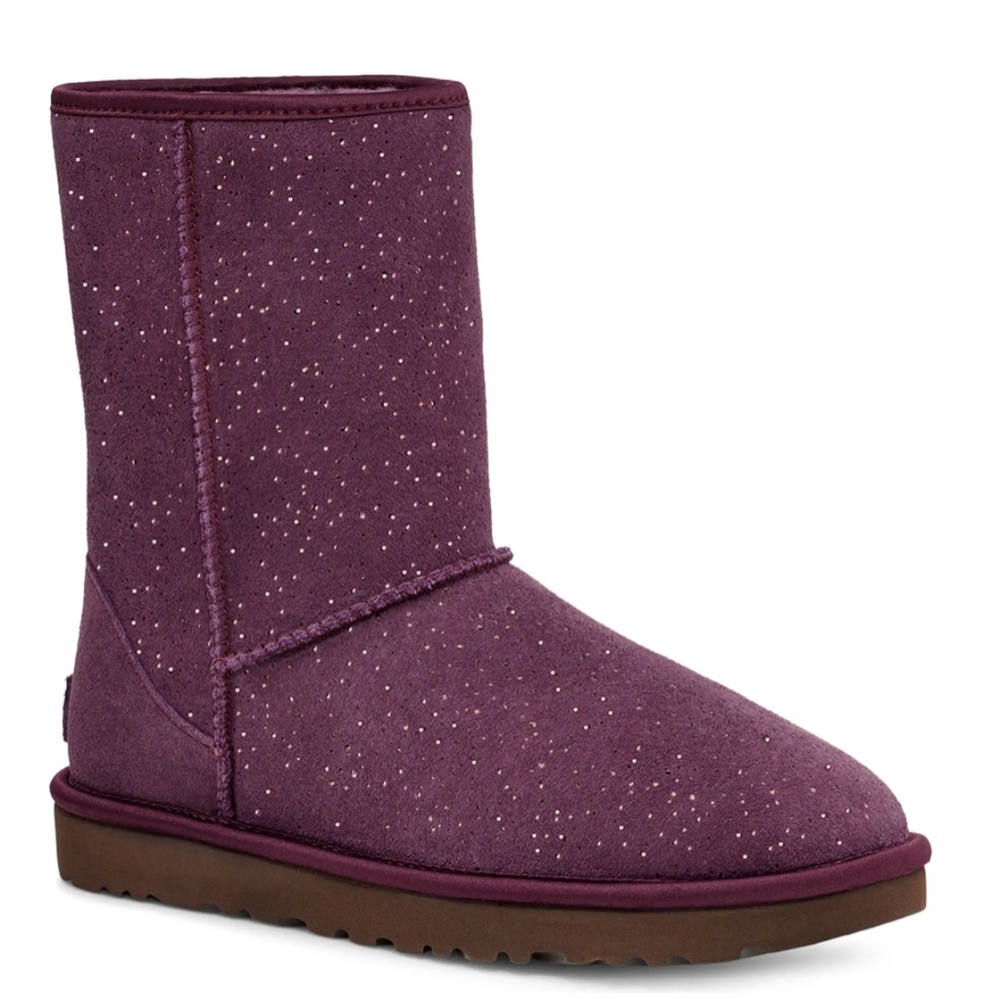 NWT $180 Ugg Classic Short Metallic Spots Boot in Pinot Noir - size 7!